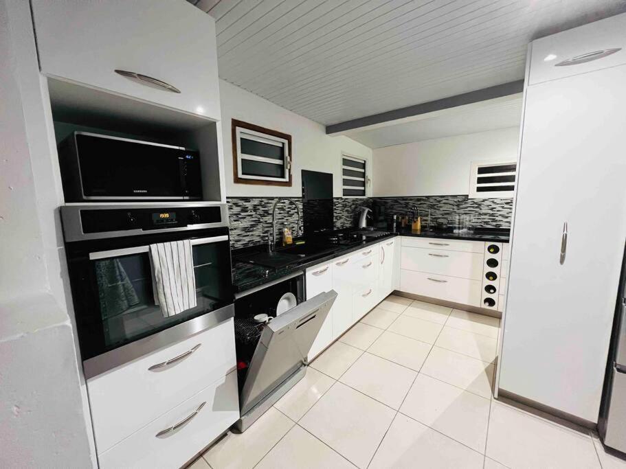 Charmante Villa, Kaz' Aa.Liyah بوانت-آه-بيتر المظهر الخارجي الصورة