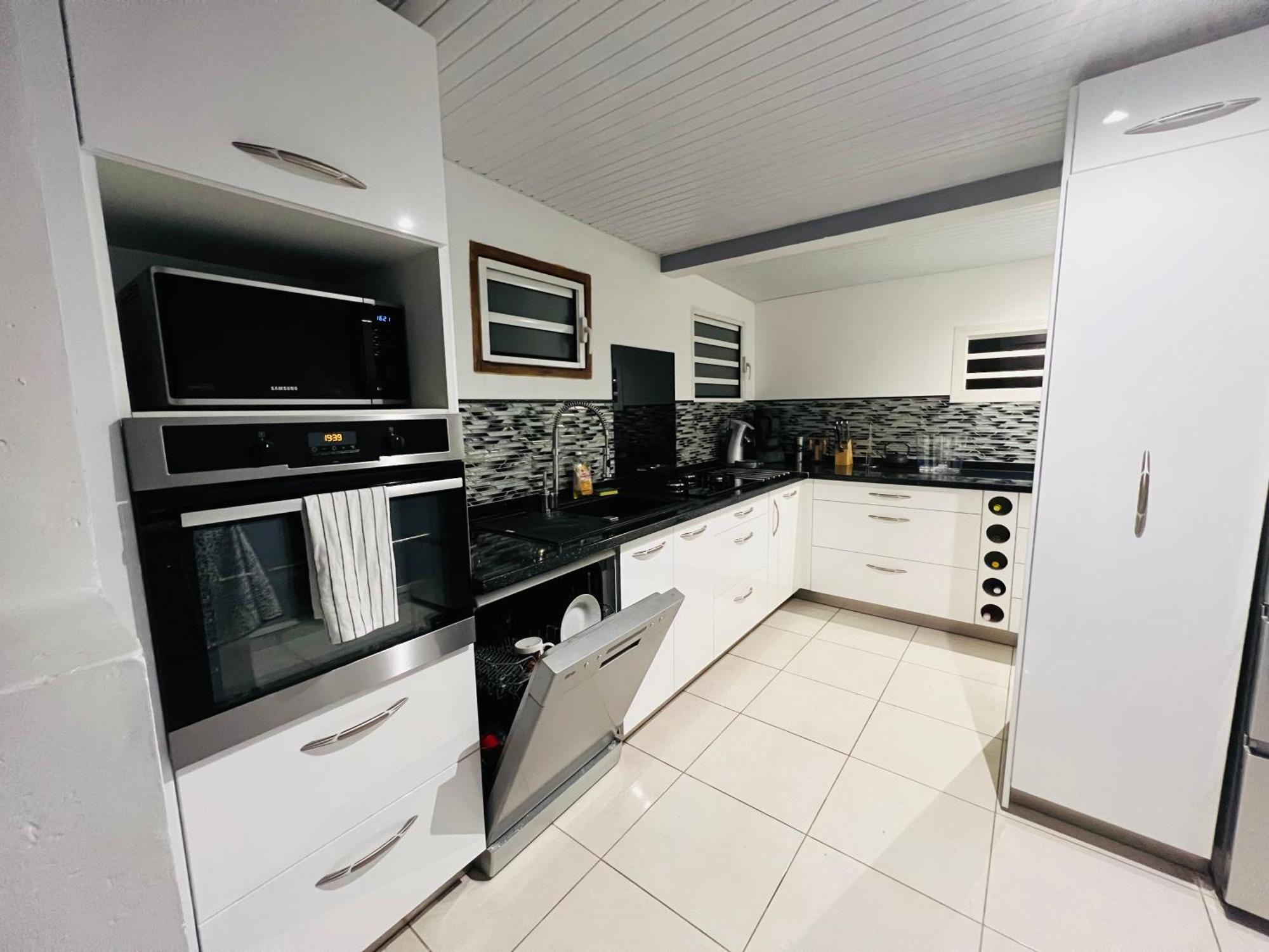 Charmante Villa, Kaz' Aa.Liyah بوانت-آه-بيتر المظهر الخارجي الصورة