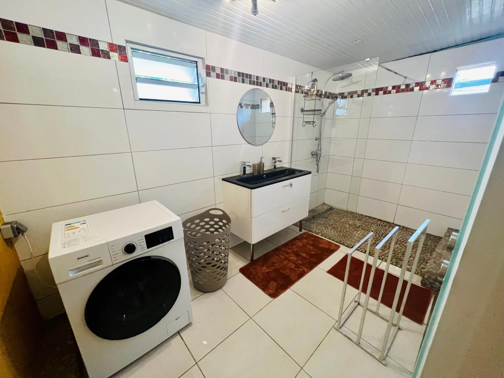 Charmante Villa, Kaz' Aa.Liyah بوانت-آه-بيتر المظهر الخارجي الصورة
